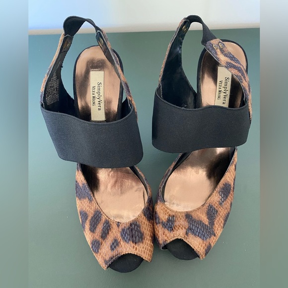 Simply Vera x Vera Wang stilettos - Picture 2 of 5